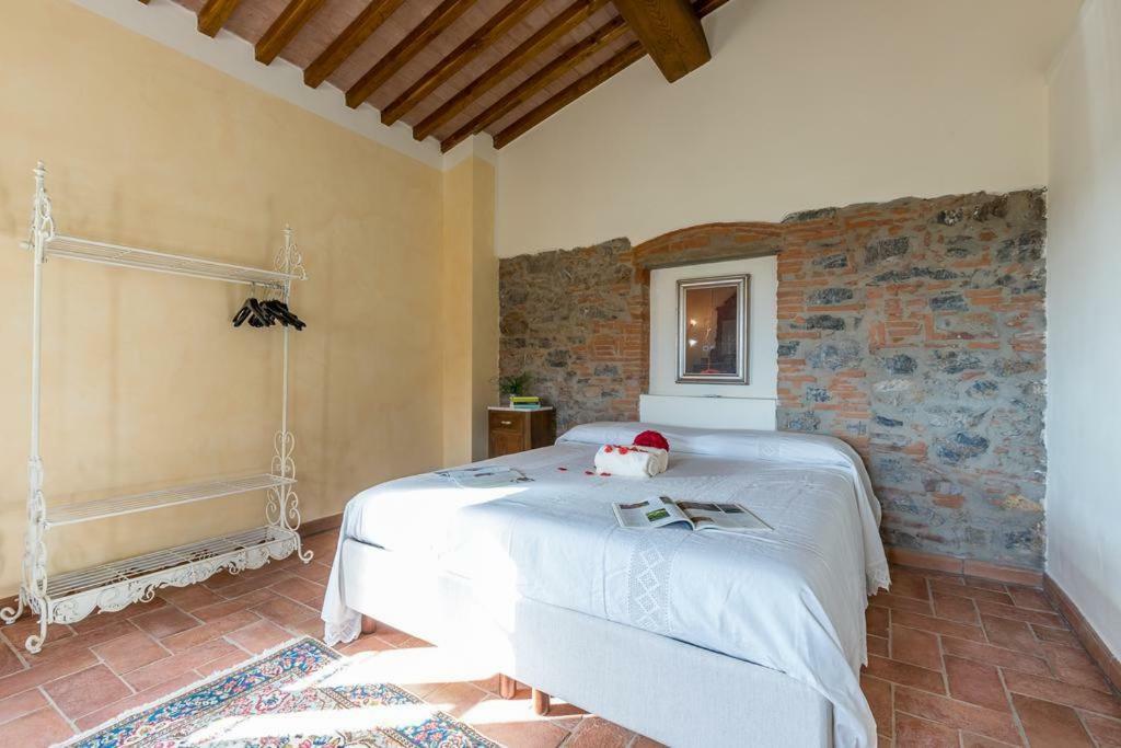 Relais Del Lago E Relais Del Monte Filettole Exteriör bild