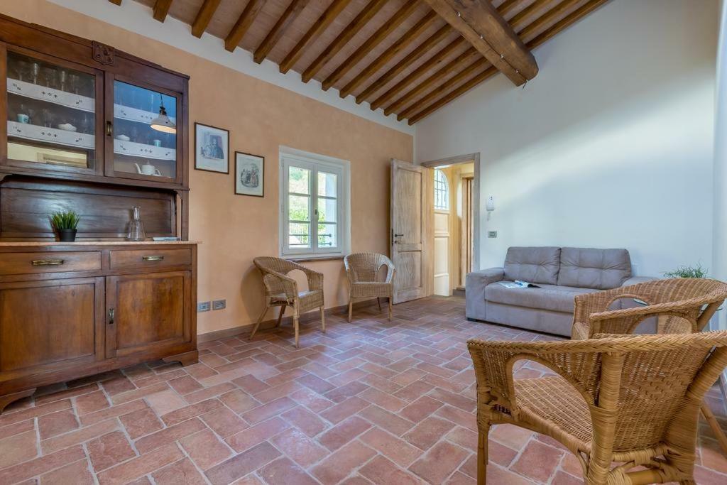 Relais Del Lago E Relais Del Monte Filettole Exteriör bild